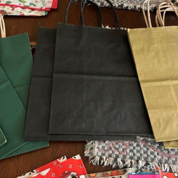 gift bags- assorted - Picture 9 of 10